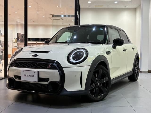 BMW MINI COOPER SD 5DOOR