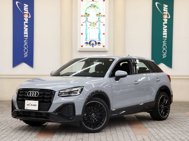 AUDI AUDI Q2