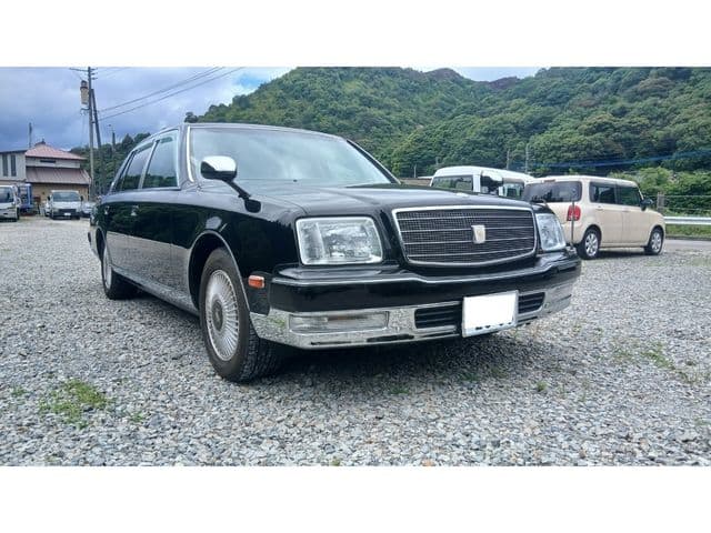 TOYOTA CENTURY