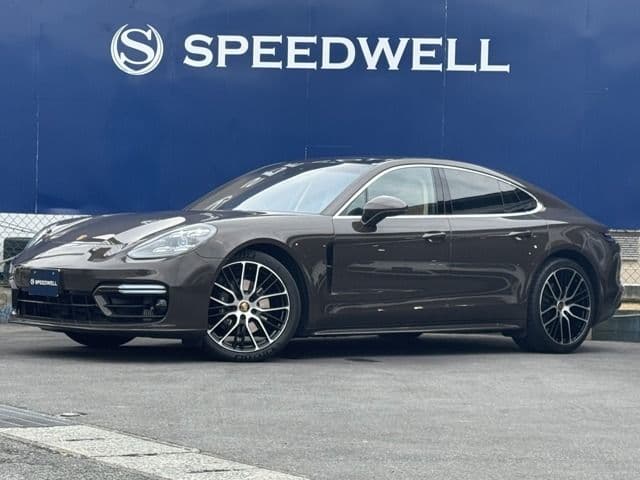 PORSCHE PORSCHE PANAMERA
