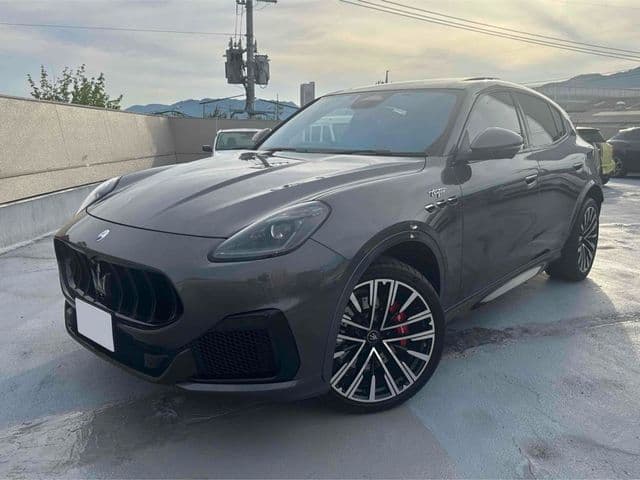 MASERATI null