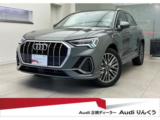 AUDI AUDI Q3