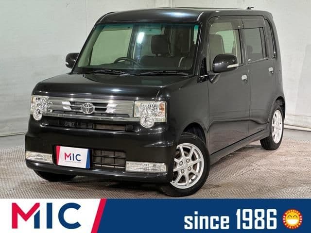 TOYOTA PIXIS SPACE CUSTOM
