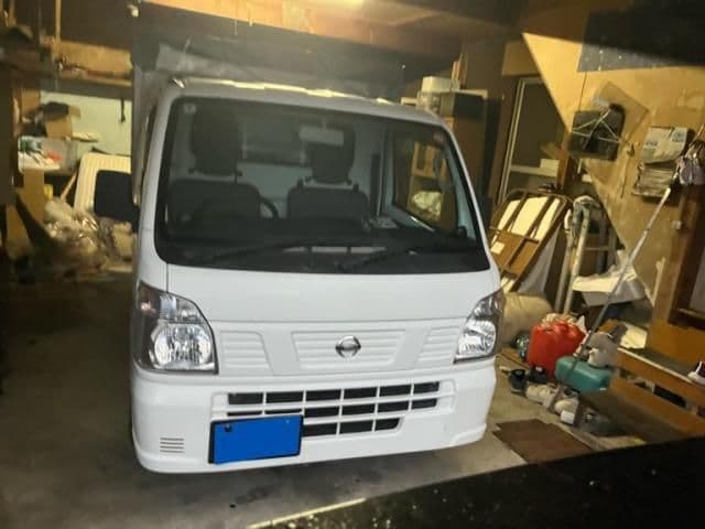NISSAN CLIPPER truck