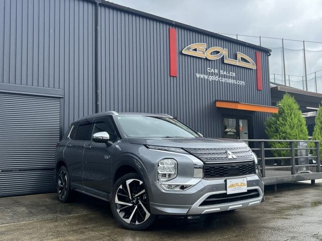 MITSUBISHI OUTLANDER 4WD