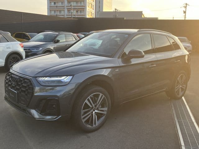 AUDI AUDI Q5