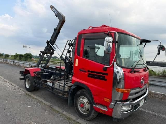 NISSAN DIESEL CONDOR