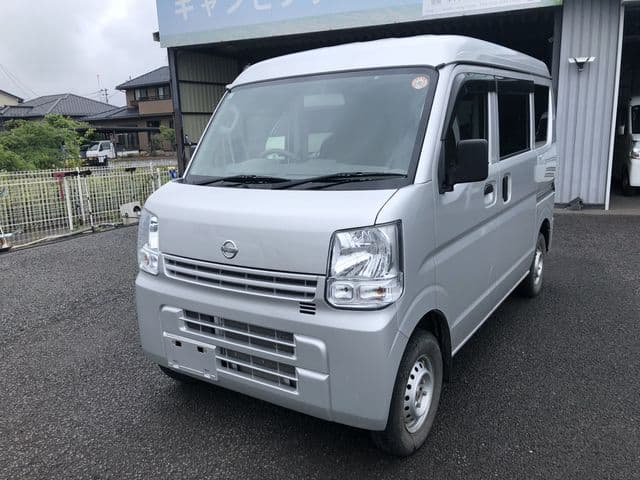 NISSAN NV100 CLIPPER 4WD