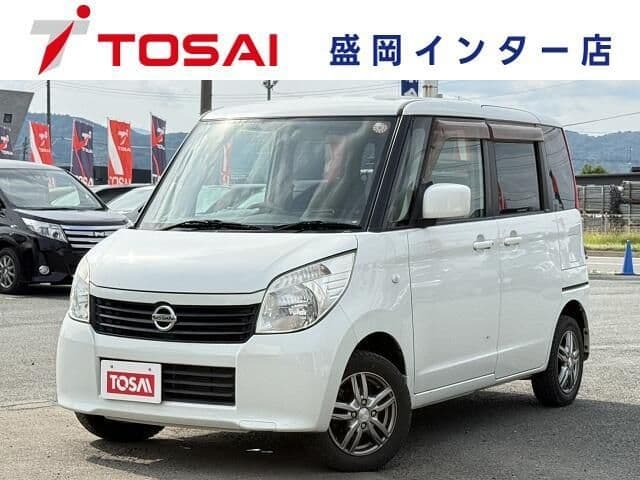 NISSAN ROOX 4WD