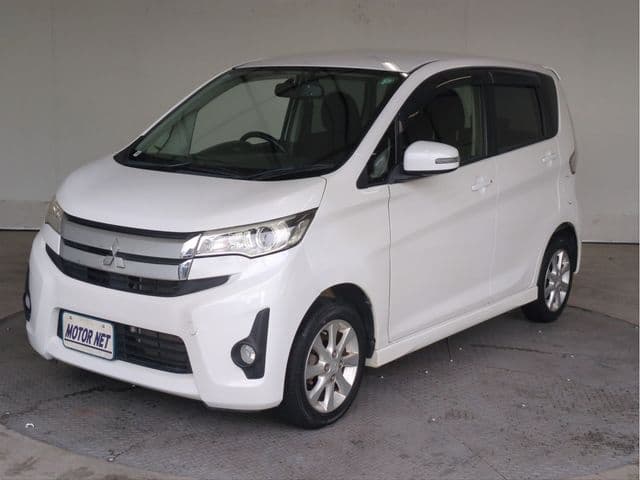 MITSUBISHI eK custom