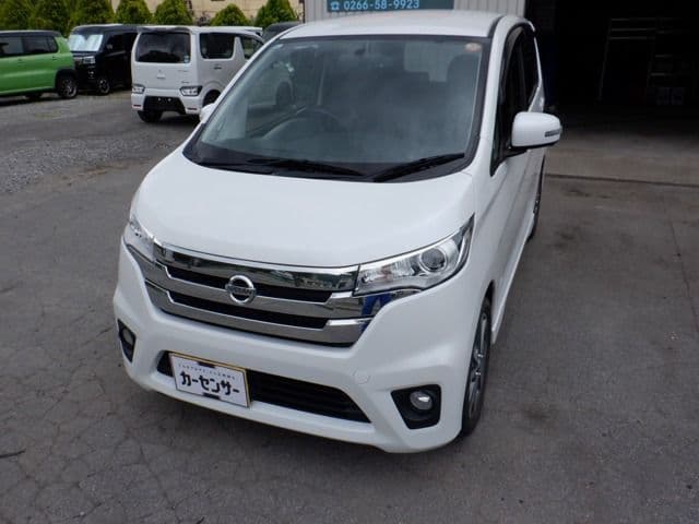 NISSAN DAYZ 4WD