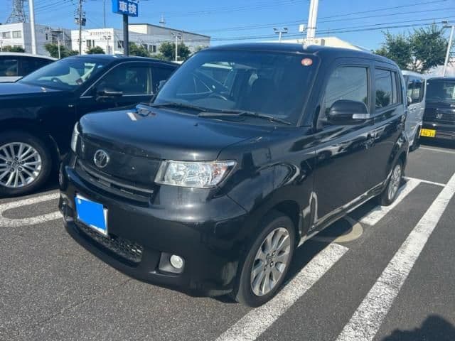 TOYOTA bB
