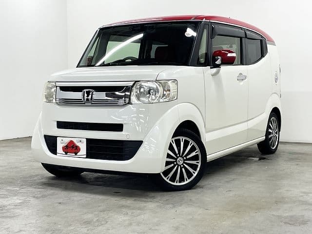 HONDA N BOX SLASH