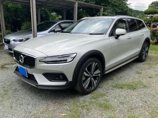 VOLVO VOLVO V60 CROSS COUNTRY