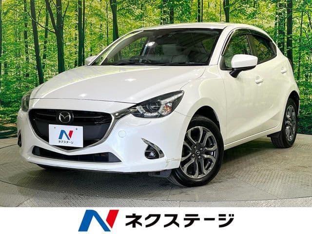 MAZDA DEMIO 4WD