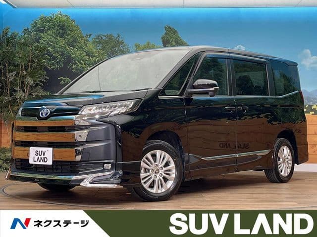TOYOTA NOAH HYBRID 4WD