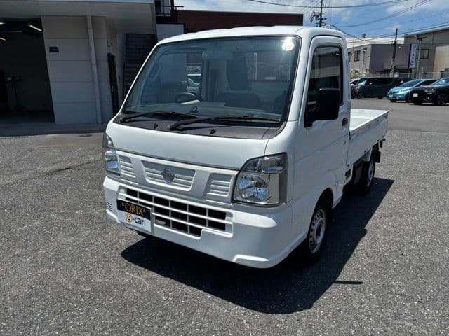 NISSAN NT100 CLIPPER