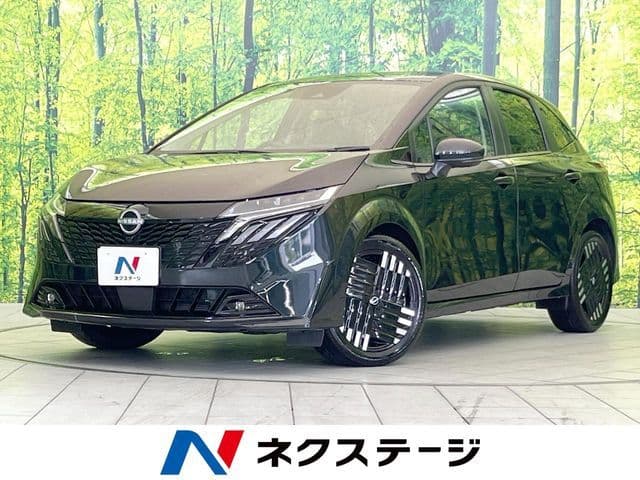 NISSAN AURA