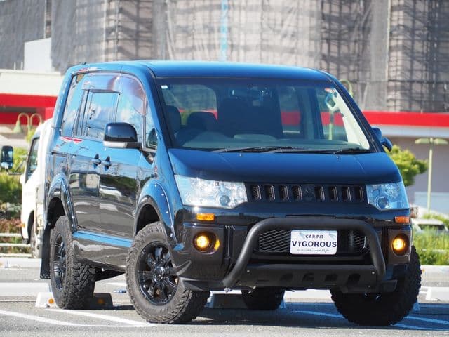 MITSUBISHI DELICA D:5 2WD