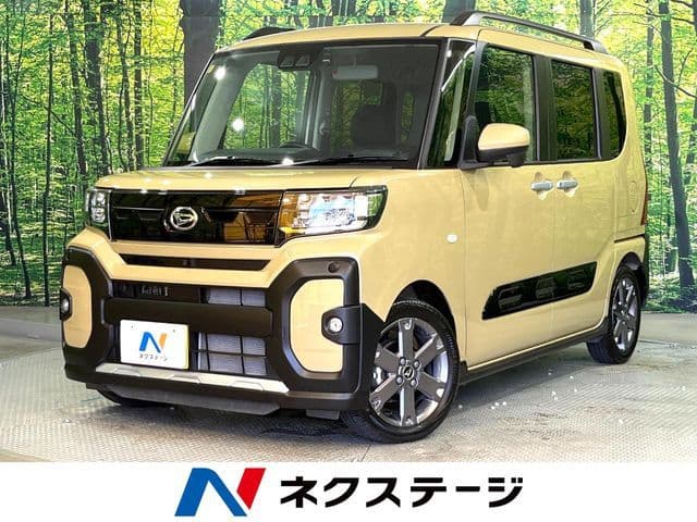 DAIHATSU TANTO FAN CROSS