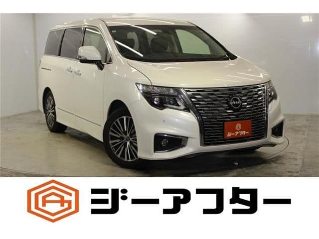 NISSAN ELGRAND