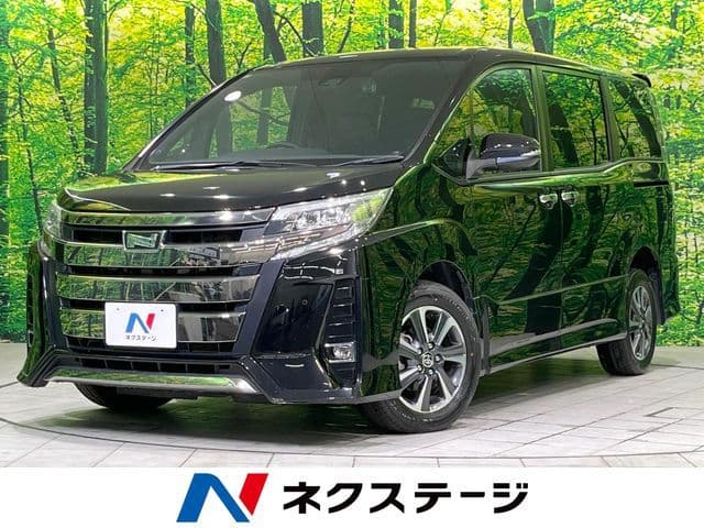 TOYOTA NOAH 4WD