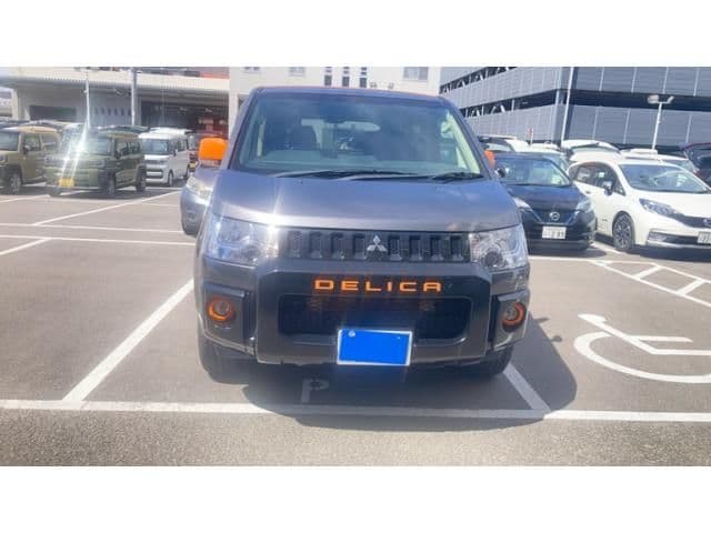 MITSUBISHI DELICA D:5 4WD