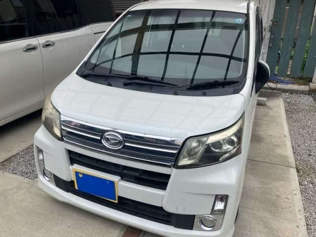 DAIHATSU MOVE CUSTOM