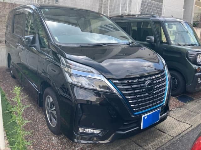 NISSAN SERENA WG
