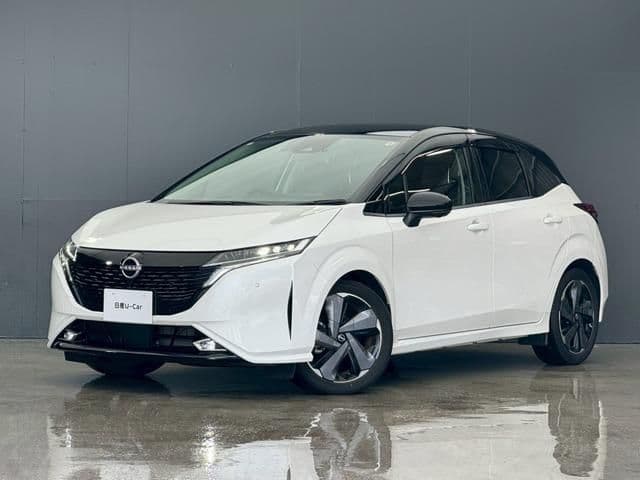 NISSAN AURA