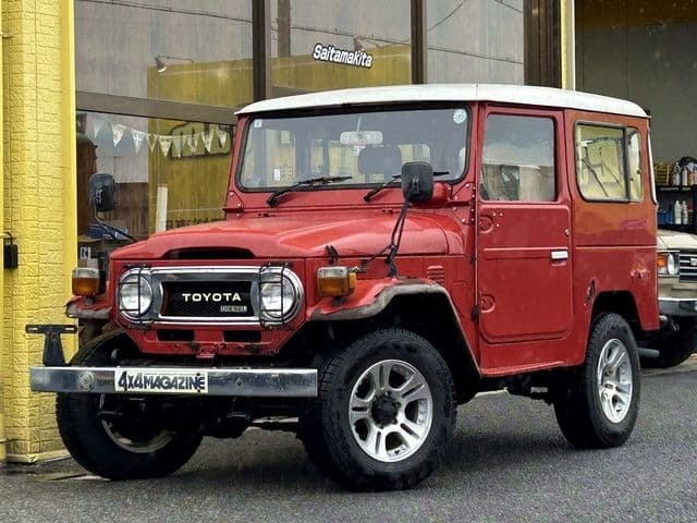 TOYOTA LANDCRUISER van