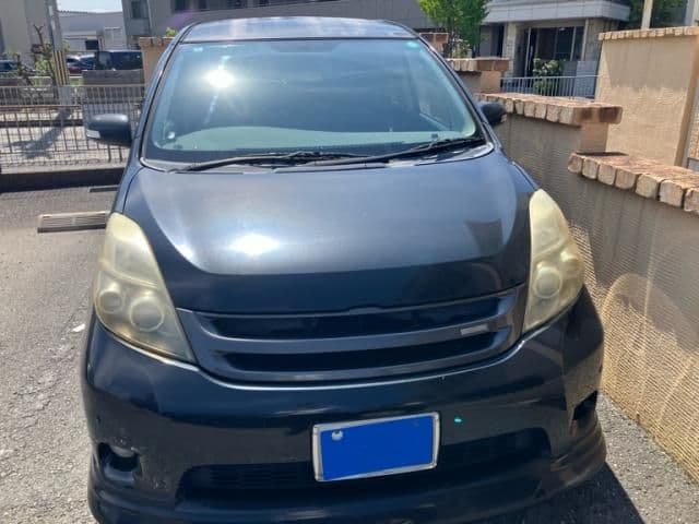 TOYOTA Isis 4WD