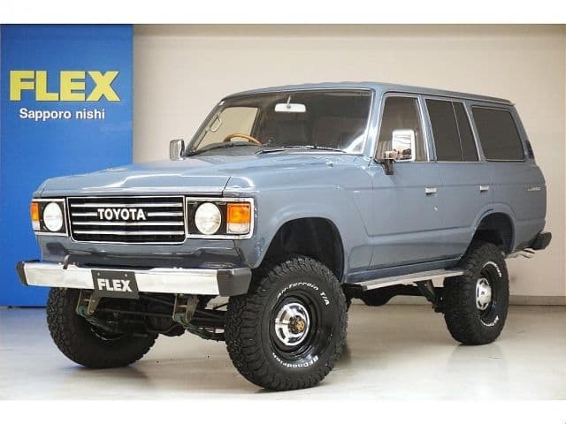 TOYOTA LANDCRUISER van