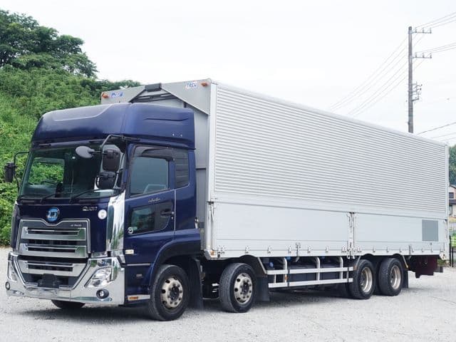 NISSAN DIESEL Quon