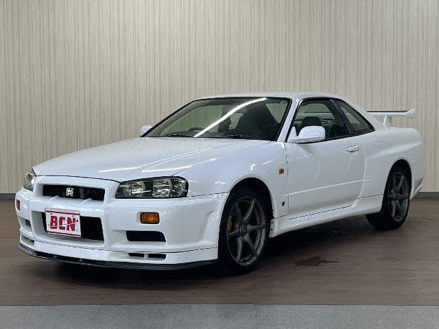 NISSAN SKYLINE GT-R