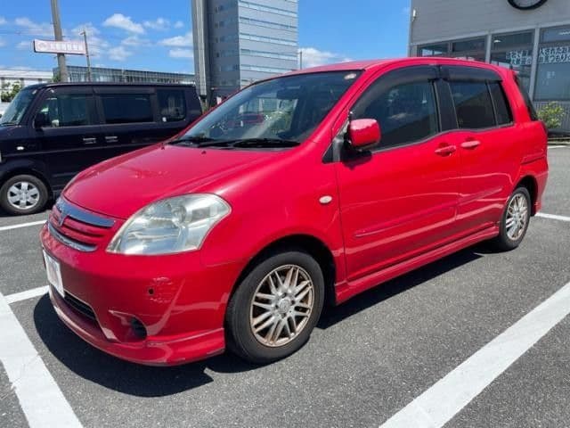 TOYOTA RAUM