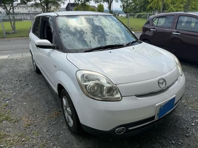 MAZDA VERISA