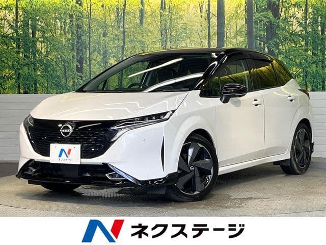 NISSAN AURA