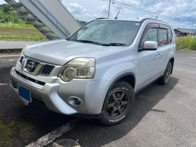 NISSAN X-TRAIL 4WD