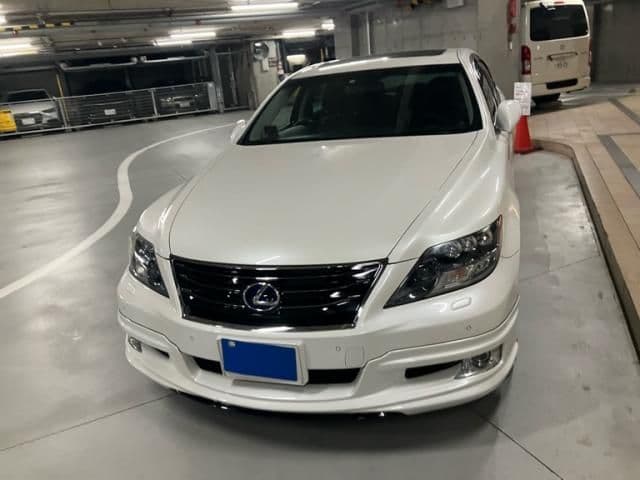 TOYOTA LEXUS LS600h