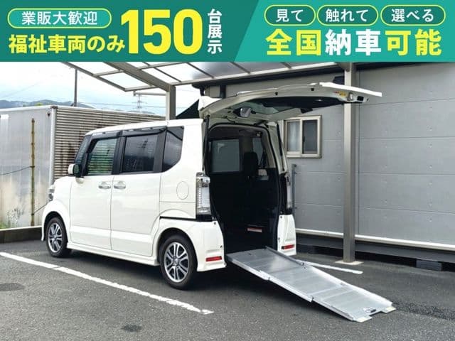 HONDA N BOX+ CUSTOM