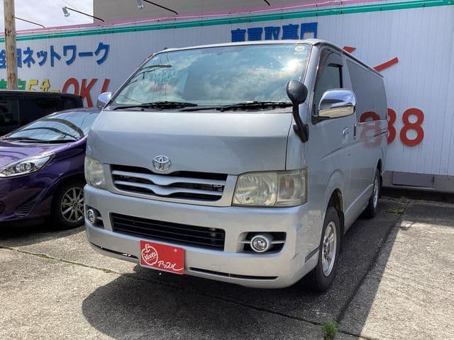 TOYOTA REGIUSACE van 4WD