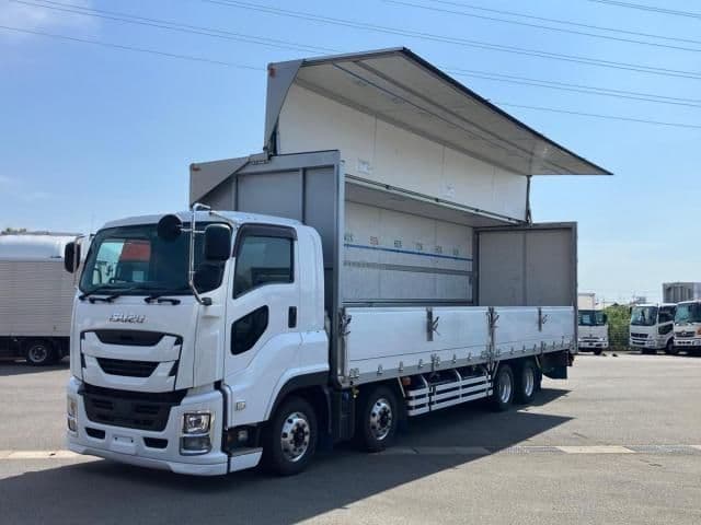 ISUZU GIGA