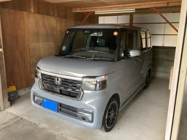 HONDA N BOX CUSTOM