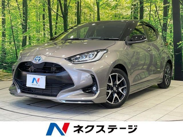 TOYOTA YARIS HYBRID