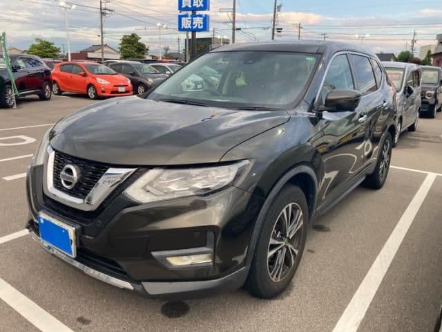 NISSAN X-TRAIL 4WD