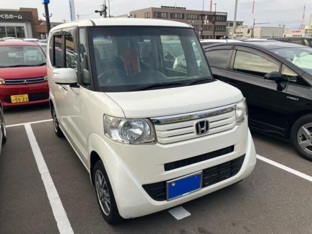 HONDA N BOX 4WD