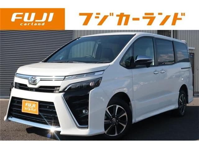 TOYOTA VOXY 4WD