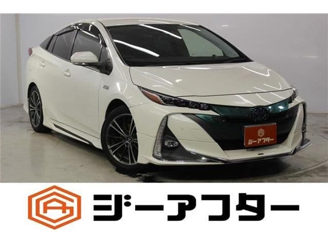 TOYOTA PRIUS PHV