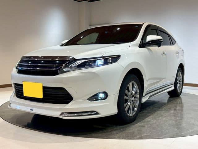 TOYOTA HARRIER 4WD